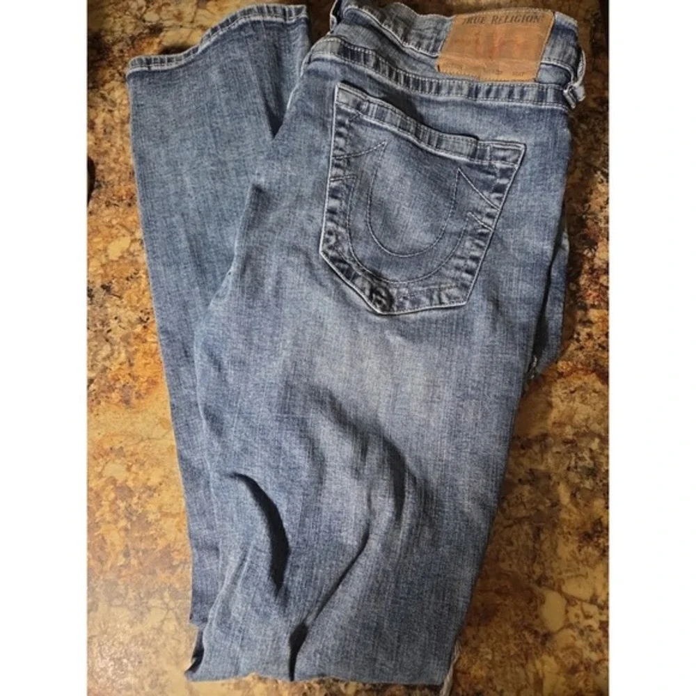 true religion Ricky Relaxed Straight 38x32, Distressed,‎ Holes,